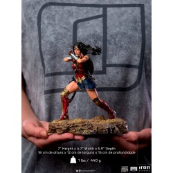 Wonder Woman Zack Snyder Justice League Escala 1/10 Iron Studios