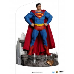 Estatua Superman Unleashed Deluxe Escala 1:10 Iron Studios