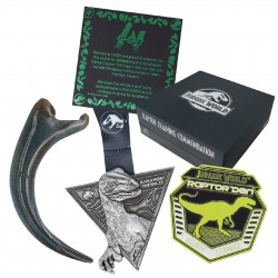 Jurassic World: Raptor Training Commendation Limited Edition Set