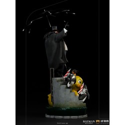 The Penguin Deluxe Pingüino Batman Returns Escala 1/10 Iron Studios