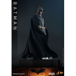 Figura Batman Begins Exclusive Hot Toys Escala 1/6