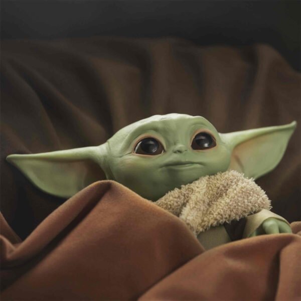 peluche baby yoda mandalorian hasbro