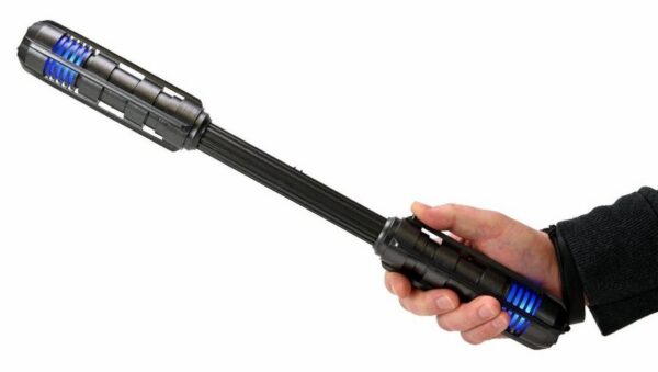 Réplica Batman Arkham City Nightwing Stick Prop Replica NECA